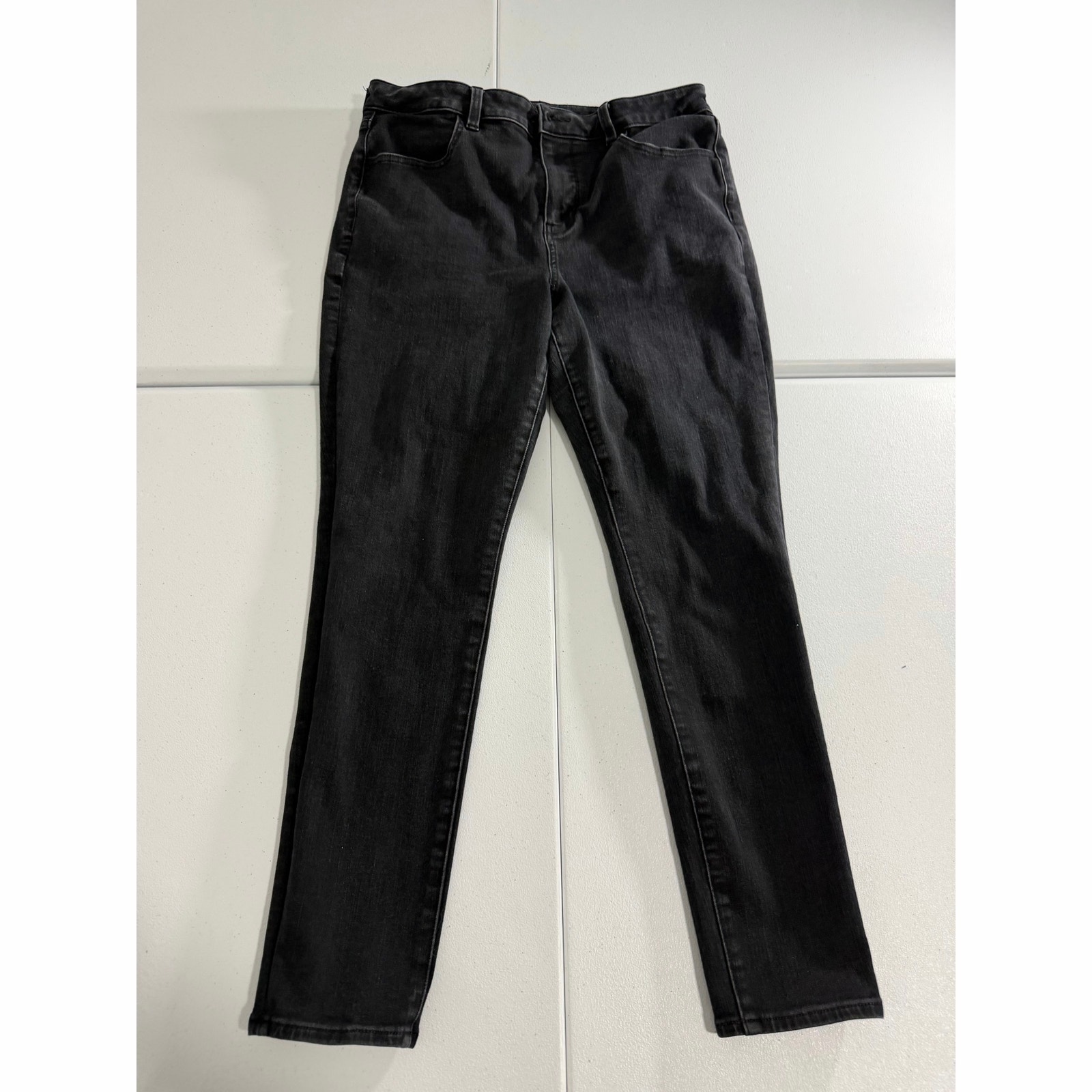 American Eagle The Dream Jean Womens 14 Regular Black Faded Stretch Denim